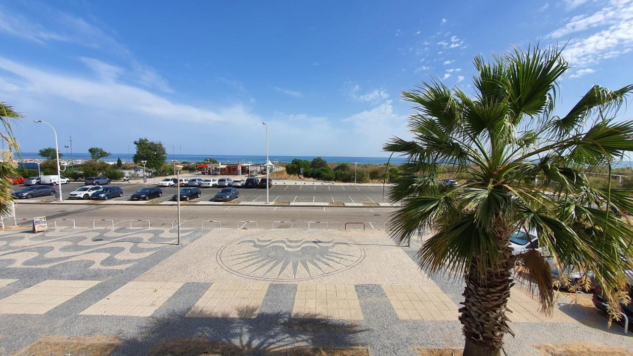Monte Gordo T2 Frente Mar Apartment Exterior photo