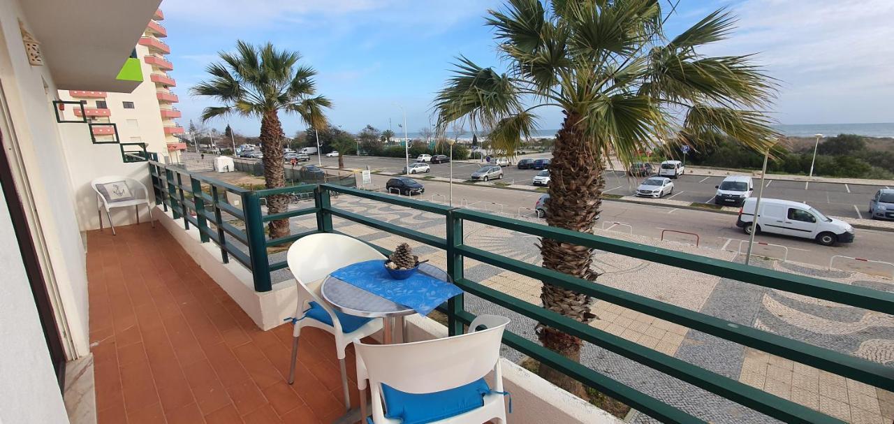 Monte Gordo T2 Frente Mar Apartment Exterior photo
