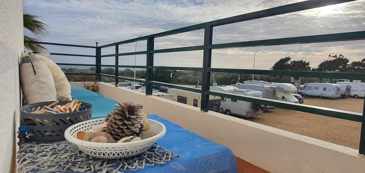 Monte Gordo T2 Frente Mar Apartment Exterior photo
