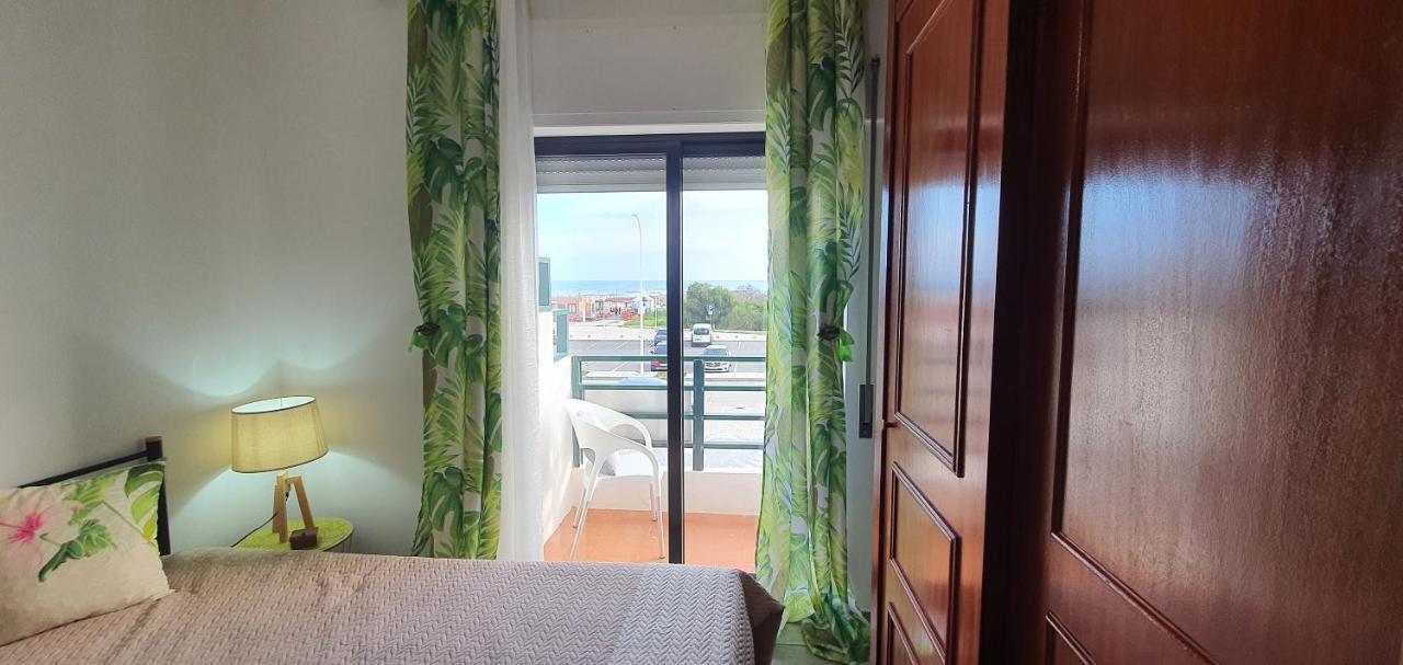 Monte Gordo T2 Frente Mar Apartment Exterior photo